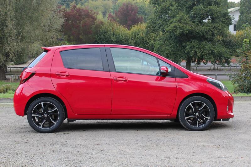 TOYOTA YARIS