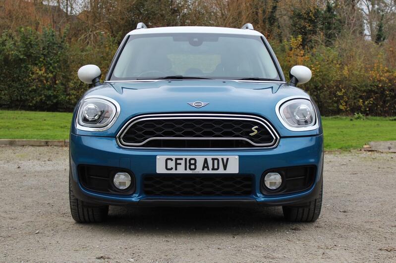 MINI COUNTRYMAN