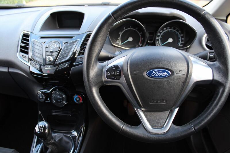 FORD FIESTA