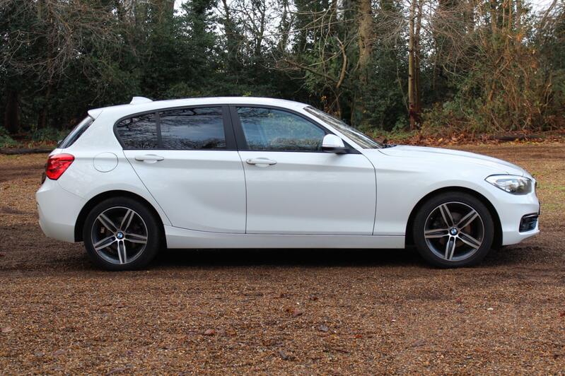 BMW 1 SERIES