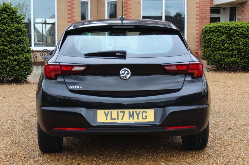 VAUXHALL ASTRA