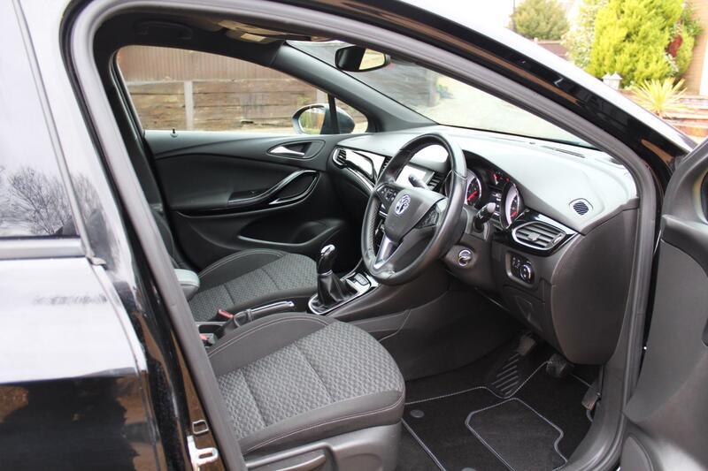VAUXHALL ASTRA