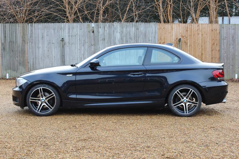 BMW 1 SERIES