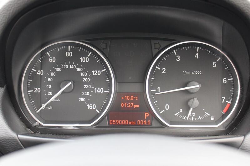 BMW 1 SERIES