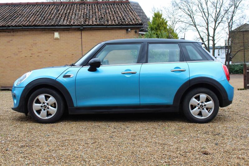 View MINI HATCH 1.5 5-Door Hatch Cooper