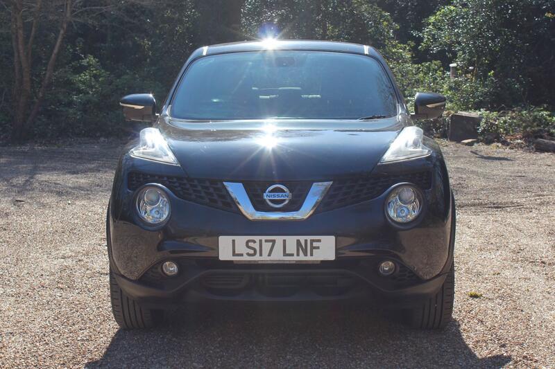 View NISSAN JUKE 1.6 Tekna