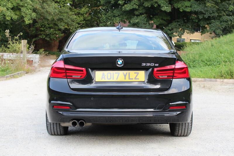 BMW 3 SERIES