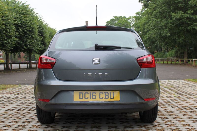 SEAT IBIZA