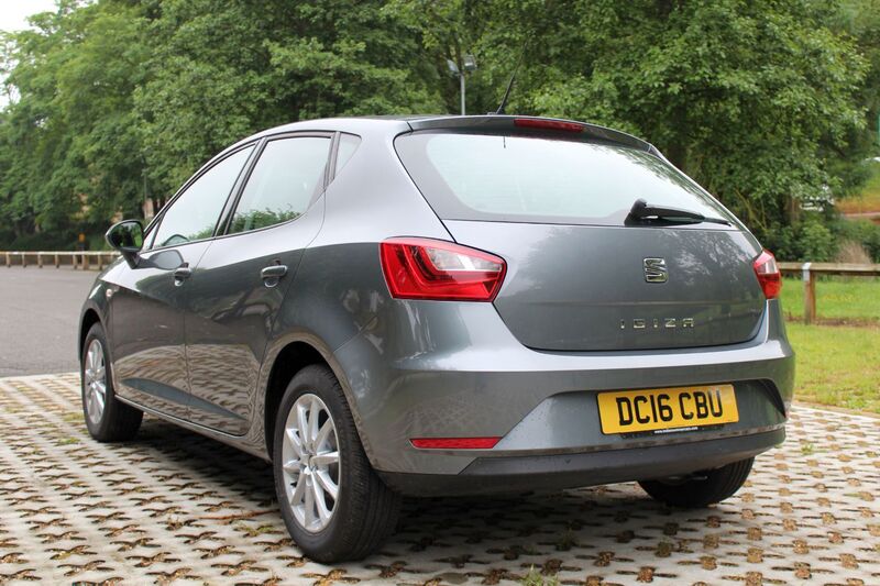 SEAT IBIZA