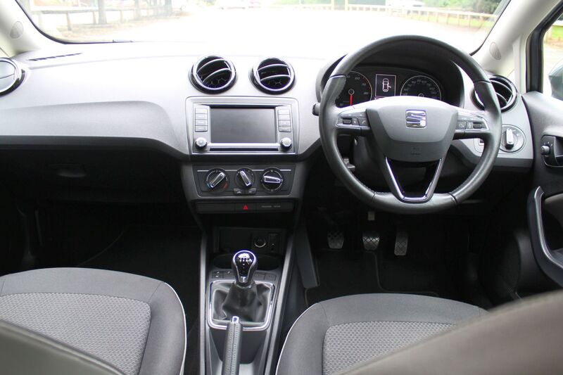 SEAT IBIZA