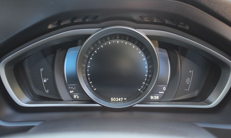 VOLVO V40