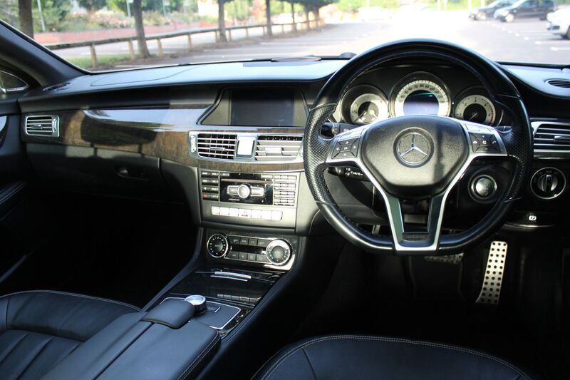 MERCEDES-BENZ CLS