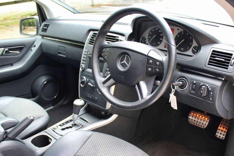MERCEDES-BENZ B CLASS