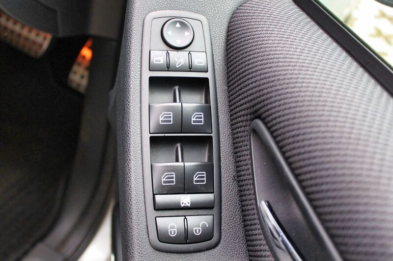MERCEDES-BENZ B CLASS