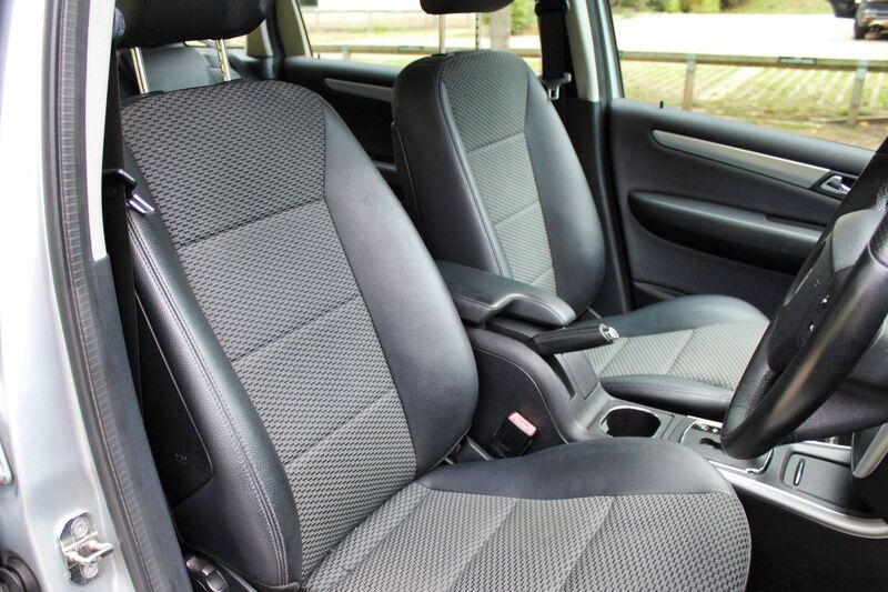 MERCEDES-BENZ B CLASS