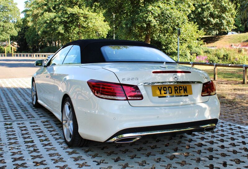 MERCEDES-BENZ E CLASS