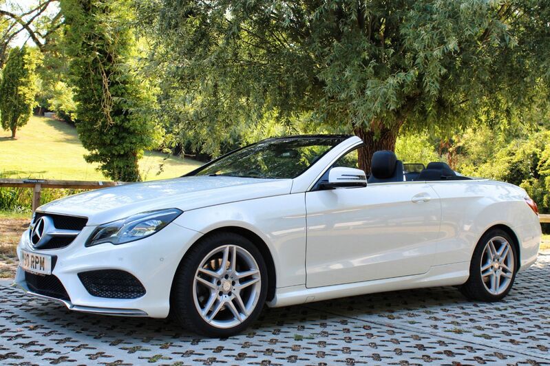 View MERCEDES-BENZ E CLASS E220 CDI AMG SPORT