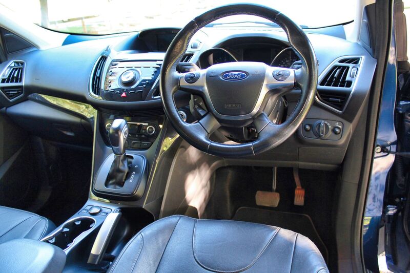 FORD KUGA