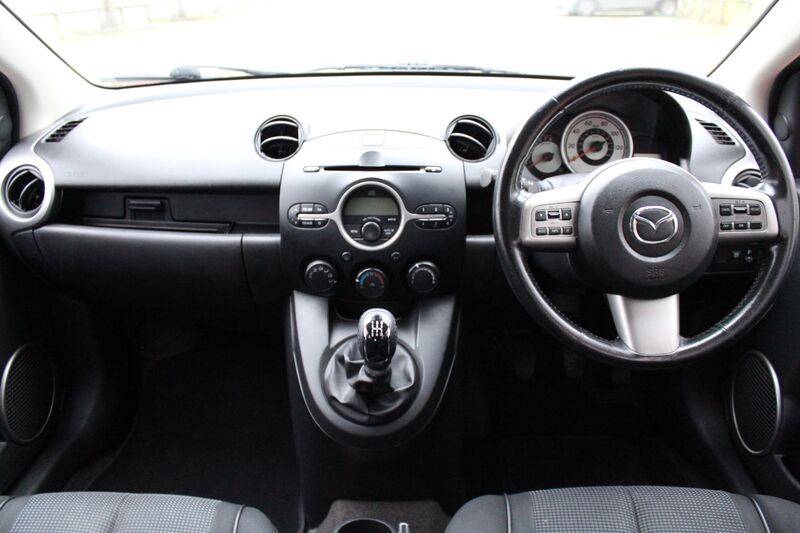 MAZDA MAZDA2