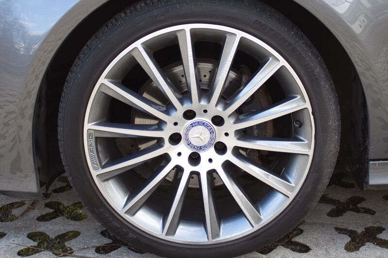 MERCEDES-BENZ CLS