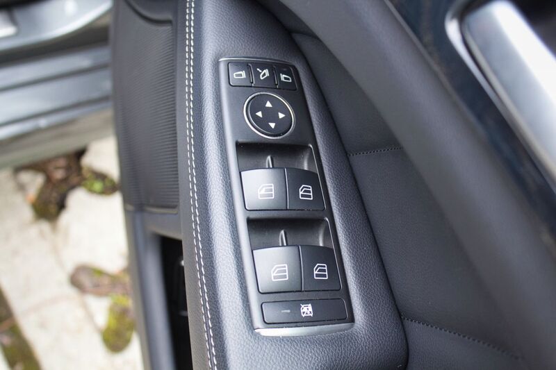 MERCEDES-BENZ CLS