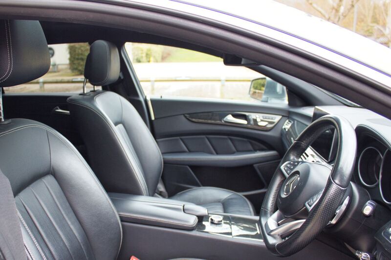 MERCEDES-BENZ CLS