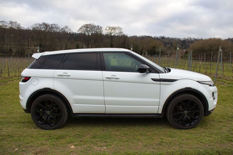 View LAND ROVER RANGE ROVER EVOQUE SD4 DYNAMIC